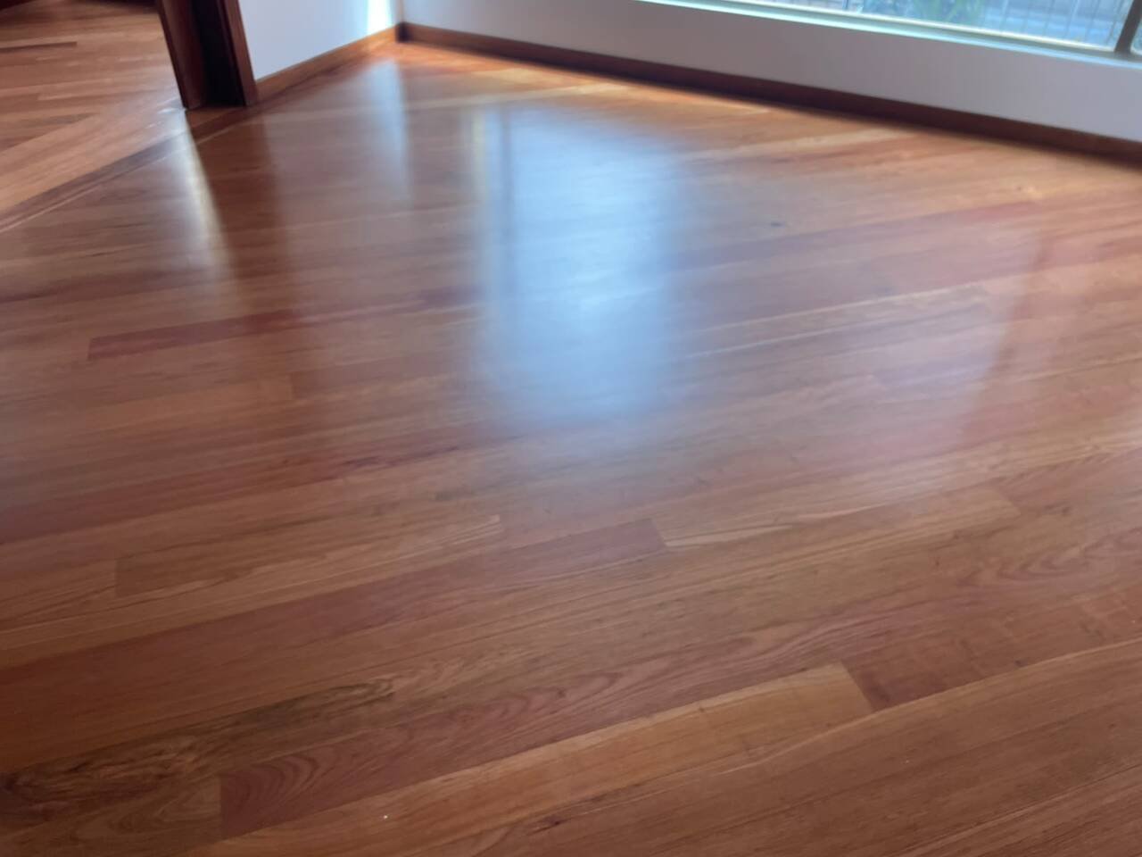 Trabajo de piso realizado por Pisos de Madera El Diamante — foto 06 de 41