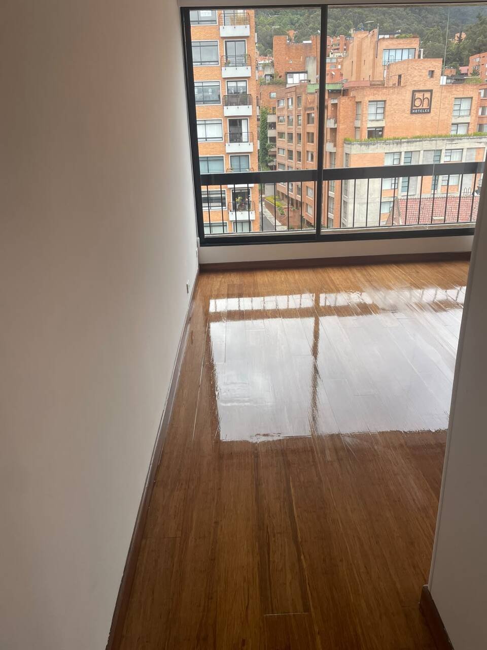 Trabajo de piso realizado por Pisos de Madera El Diamante — foto 10 de 41