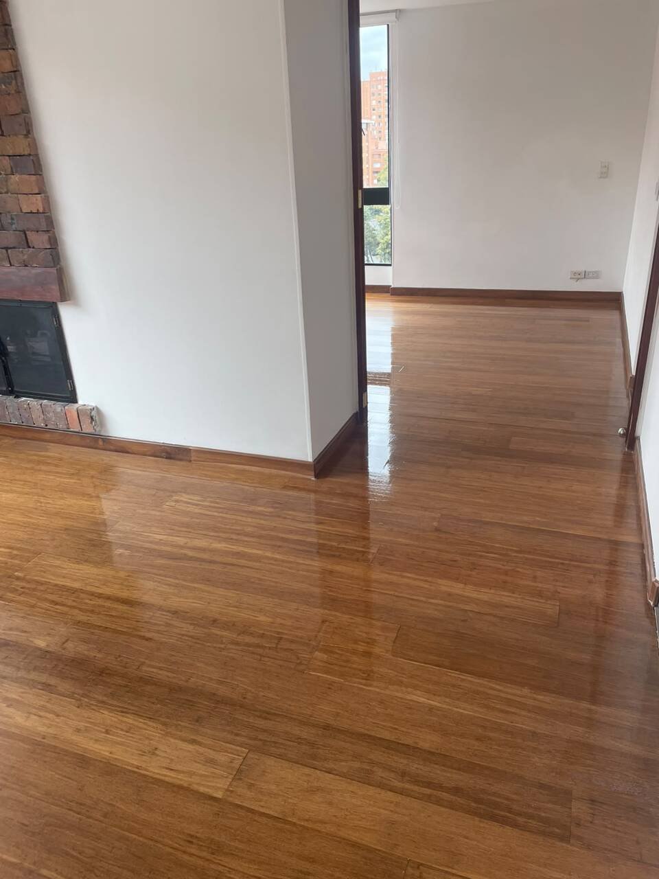 Trabajo de piso realizado por Pisos de Madera El Diamante — foto 17 de 41
