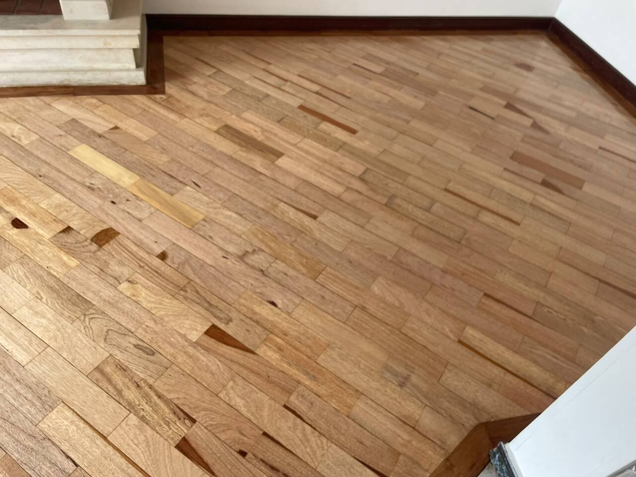 Trabajo de piso realizado por Pisos de Madera El Diamante — foto 27 de 41