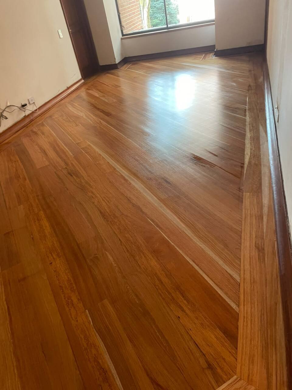Trabajo de piso realizado por Pisos de Madera El Diamante — foto 37 de 41